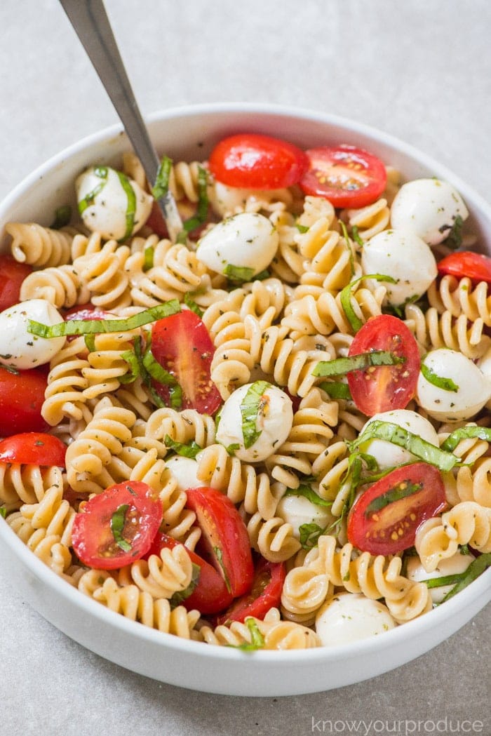 caprese pasta salad