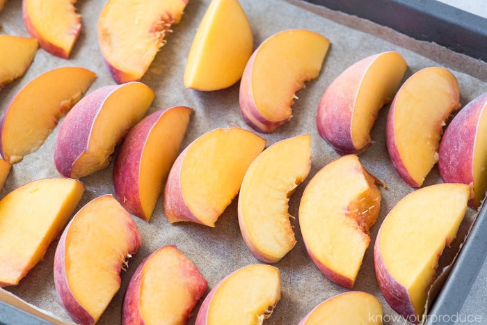 how do you freeze peaches