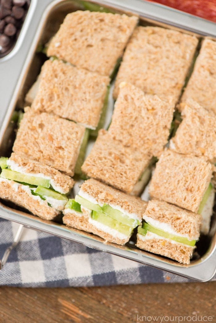 cucumber sandwiches with cream cheese 